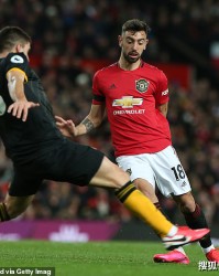  库尼亚精准助攻，狼队客场逼平实力强劲的阿斯顿维拉  