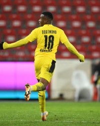  沃尔夫斯堡防守反击显威力，德甲黑马强势跻身欧战区