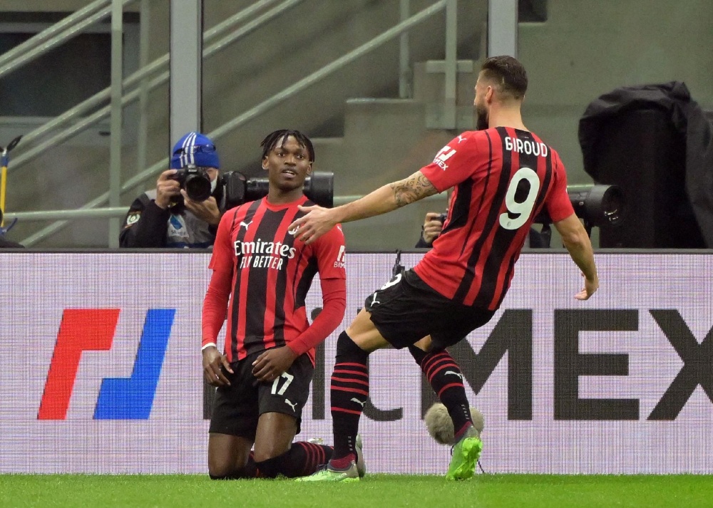  AC米兰锋线重组迎来新援加盟  