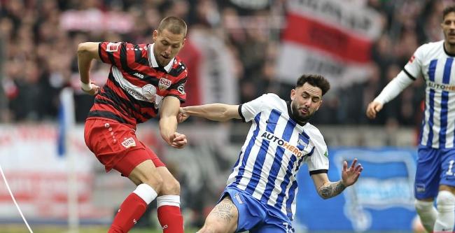  柏林赫塔客场惨败多特蒙德保级形势严峻