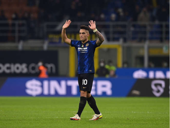  国际米兰客战萨索洛收获平局，恰尔汗奥卢世界波救主