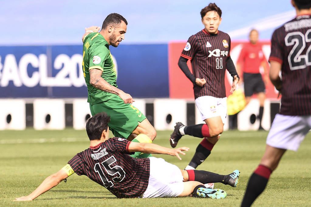  奥格斯堡替补建功，补时进球带走胜利果实  